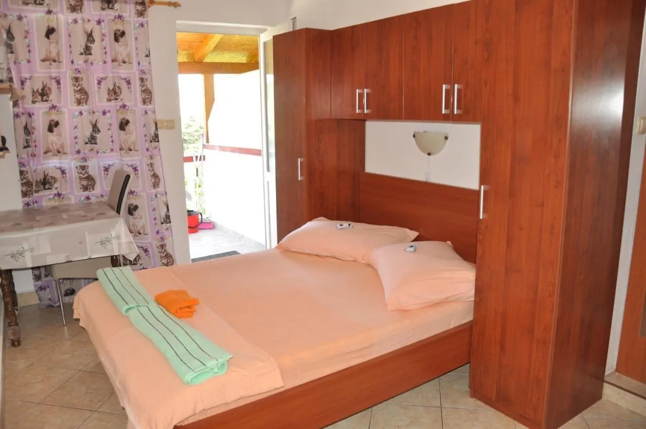 Apartments Bela - Sea View Lopar